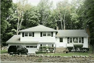 19 WEISS Road, Upper Saddle River